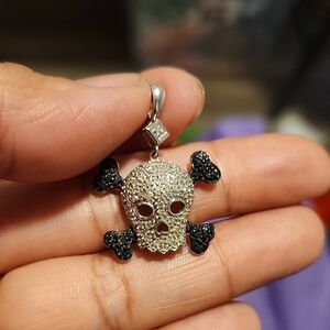 SS White and Black DiamondSkull Pendant